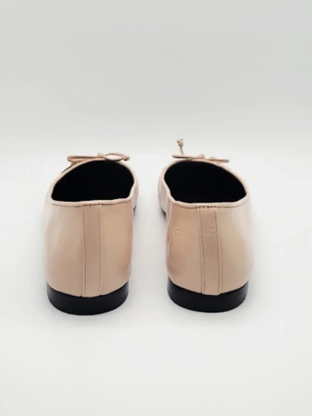TORY BURCH Cap Toe Ballet Flats Women’s Size 8 Rose/ Black Bow Round Toe Shoes